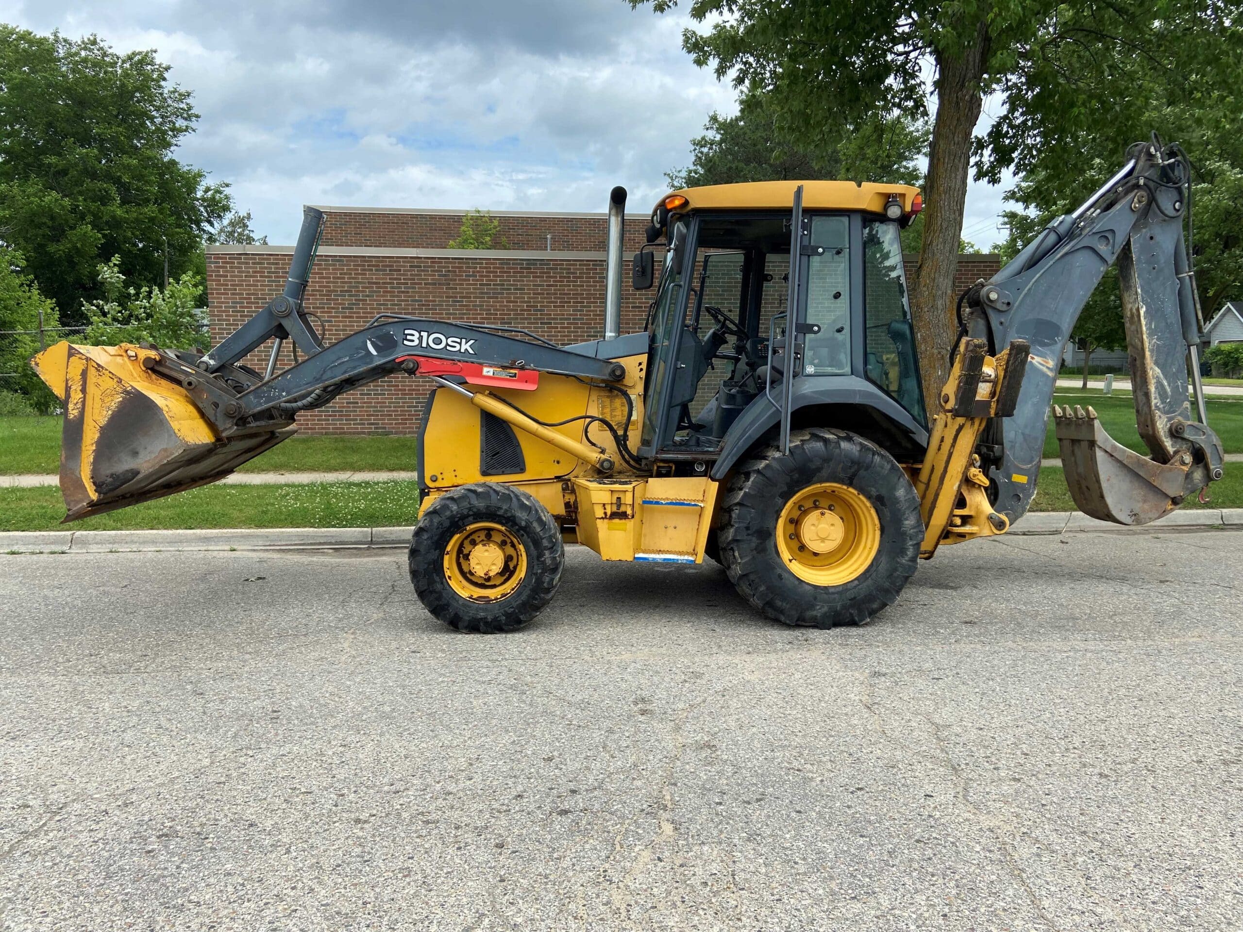 Featured image for “2013 John Deere 310SK Loader Backhoe”