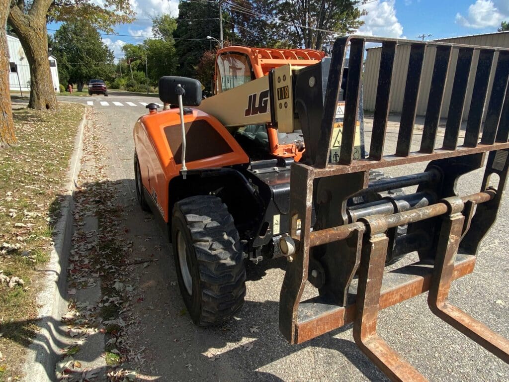 A6 | Fox Equipment Rentals in Clare, MI