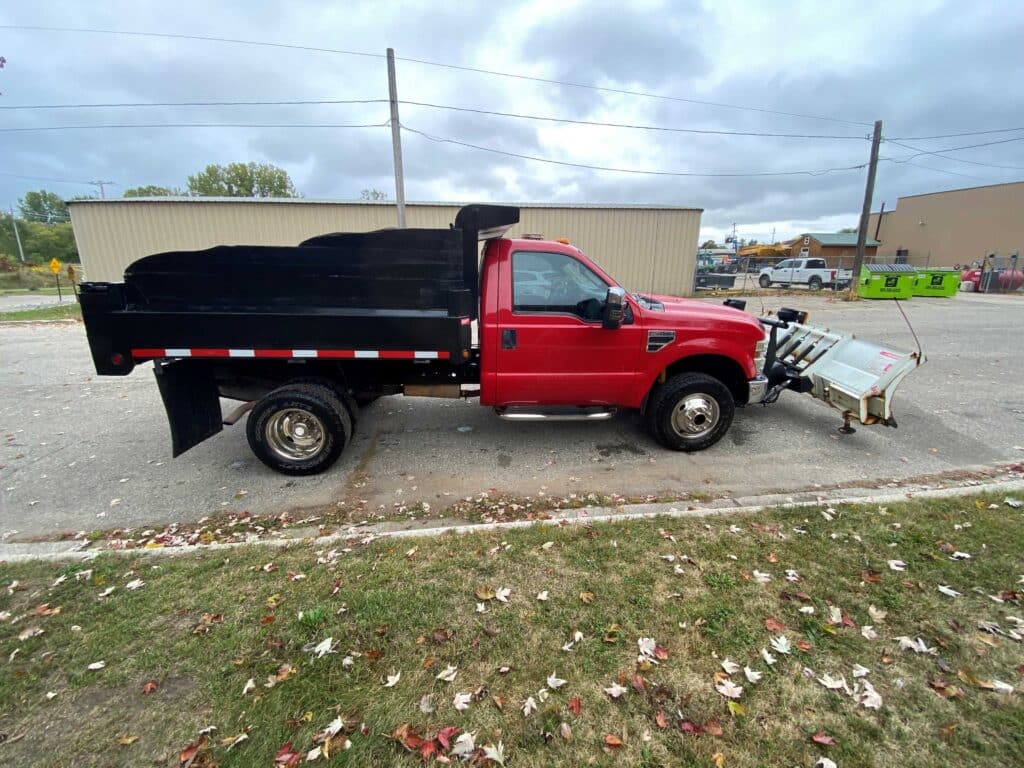 A10 | Fox Equipment Rentals in Clare, MI