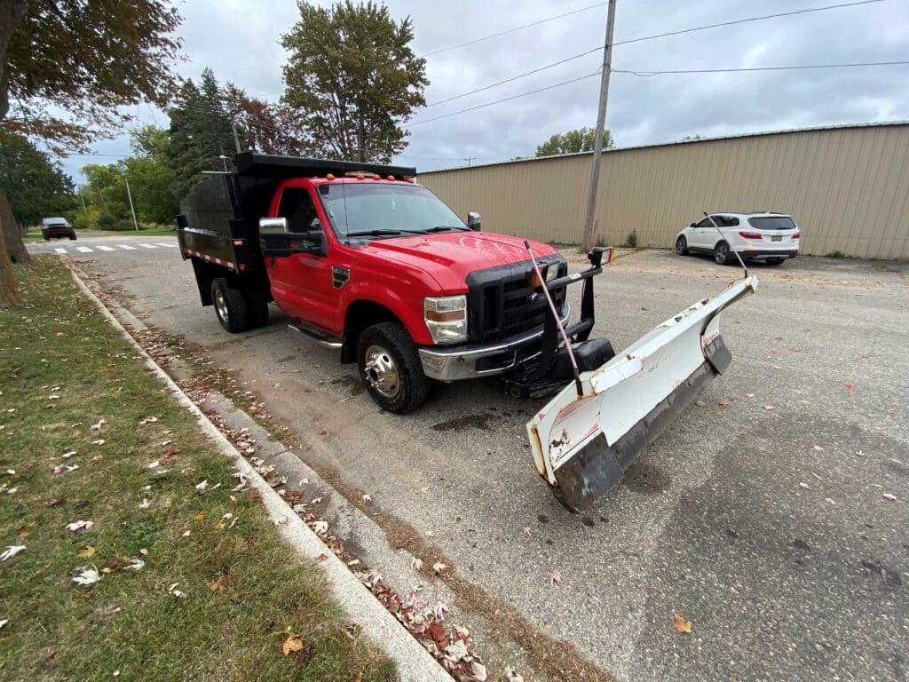 A12 | Fox Equipment Rentals in Clare, MI