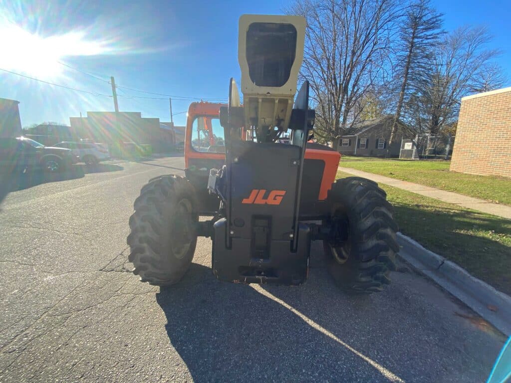 W3 | Fox Equipment Rentals in Clare, MI